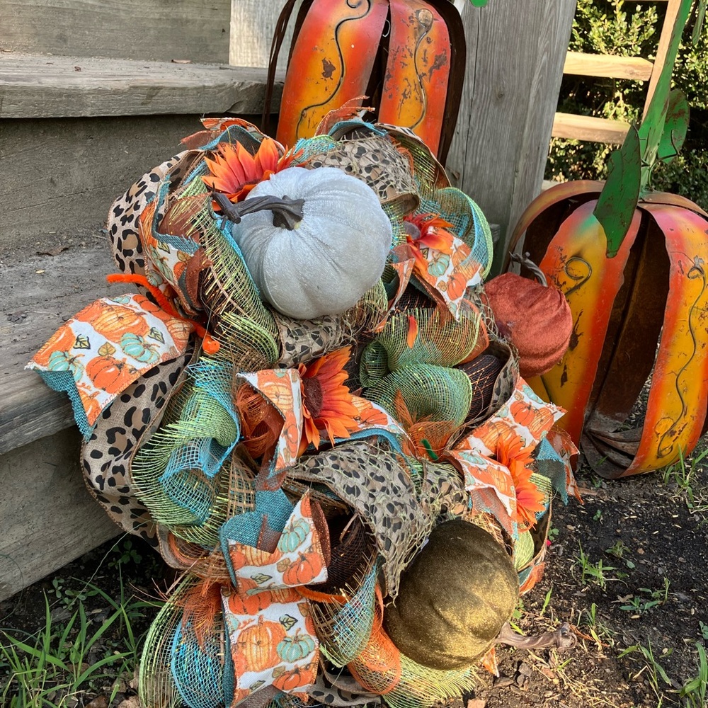Custom fall wreath - Picture 4 of 6